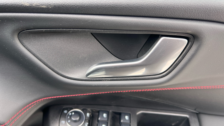 Ford Puma 1.0 EcoBoost Hybrid mHEV ST-Line 5dr Petrol Hatchback